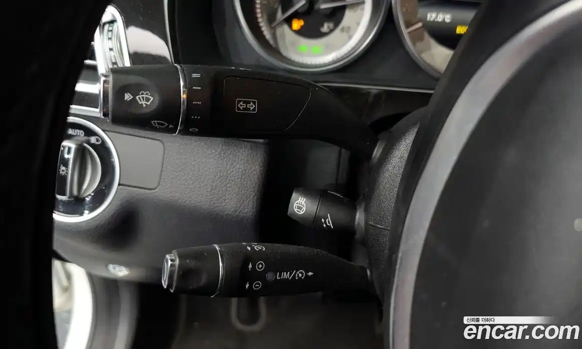 Mercedes-Benz E-Class 2014 3.5 Автомат в Москве № 161599, фото 10