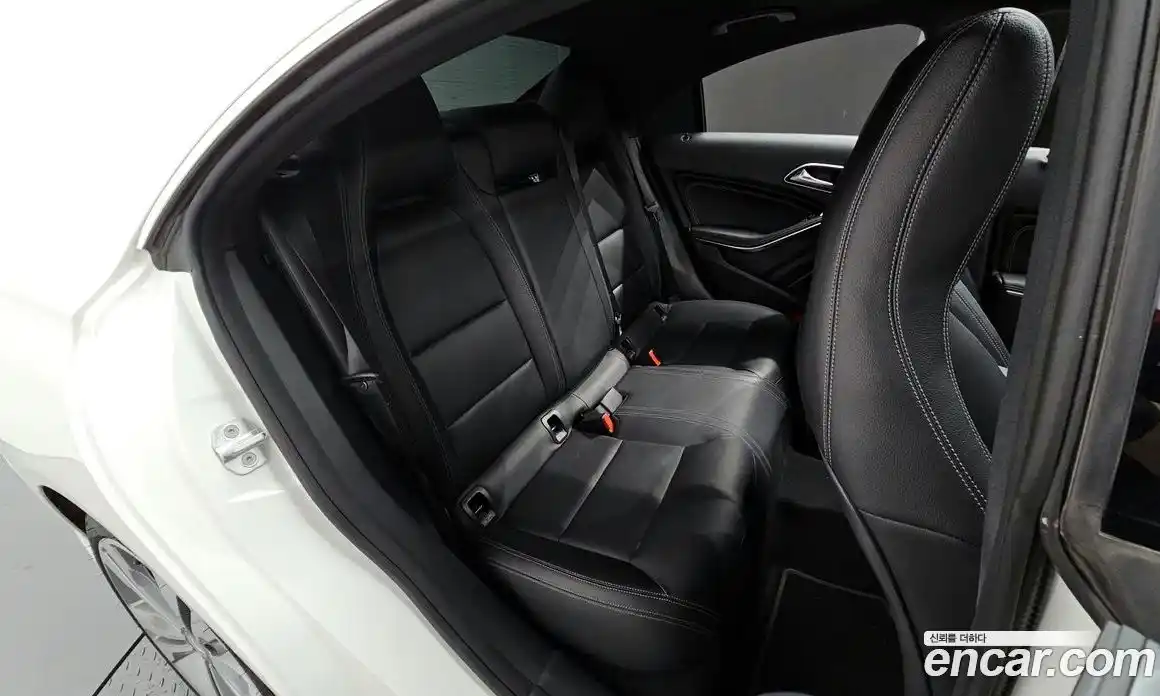 Mercedes-Benz CLA-Class 2016 2.1 Автомат в Москве № 161761, фото 14