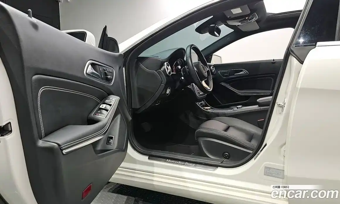 Mercedes-Benz CLA-Class 2016 2.1 Автомат в Москве № 161761, фото 7
