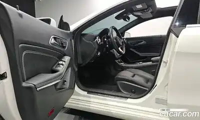 Mercedes-Benz CLA-Class 2016 2.1 Автомат в Москве № 161761, миниатюра 7