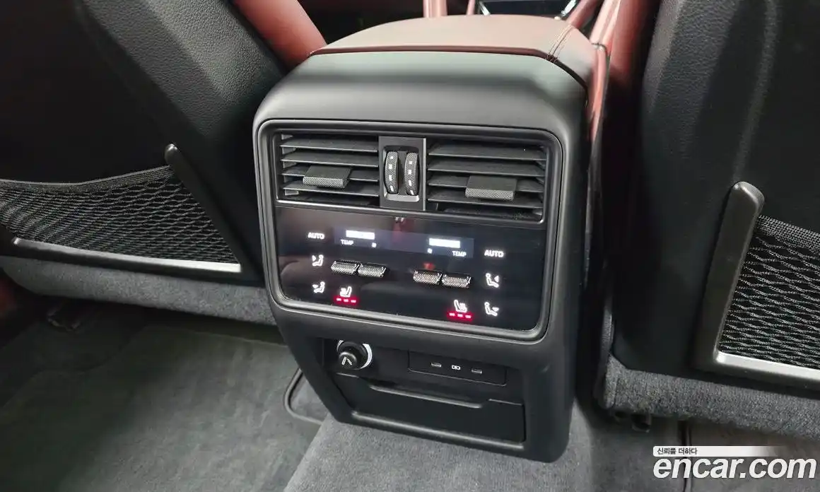 Porsche Cayenne 2024 3.0 Автомат в Москве № 165252, фото 13