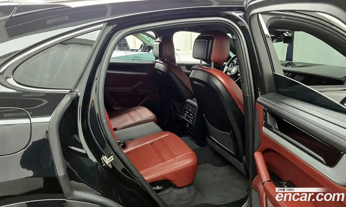 Porsche Cayenne 2024 3.0 Автомат в Москве № 165252, фото 18