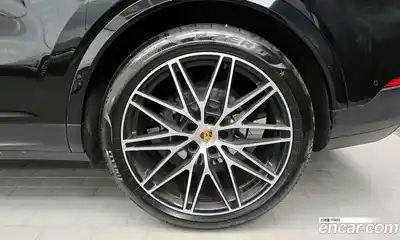 Porsche Cayenne 2024 3.0 Автомат в Москве № 165252, миниатюра 5