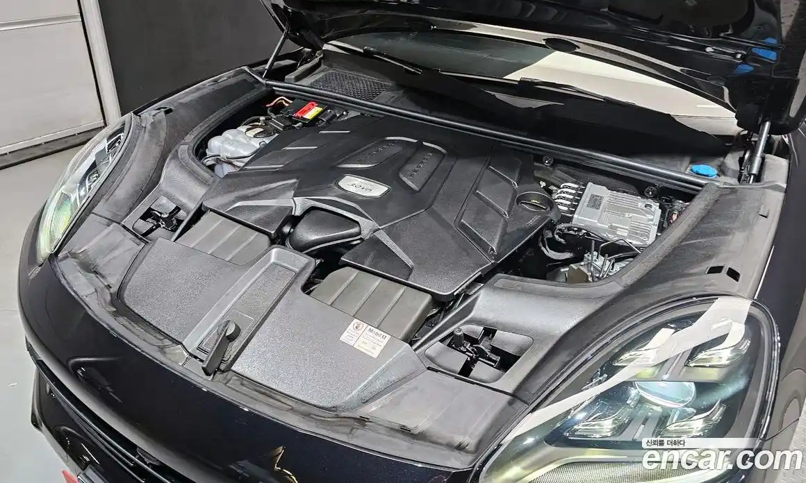 Porsche Cayenne 2021 3.0 Автомат в Москве № 165378, фото 15