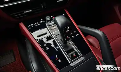 Porsche Cayenne 2021 3.0 Автомат в Москве № 165378, миниатюра 5