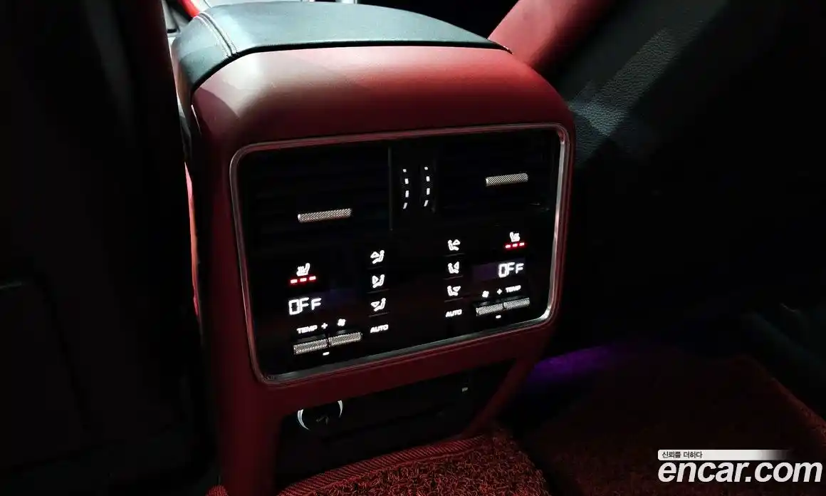 Porsche Cayenne 2021 3.0 Автомат в Москве № 165378, фото 8