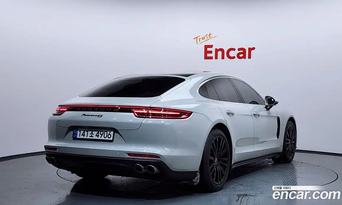 Porsche Panamera 2017 2.9 Автомат в Москве № 165511, фото 17