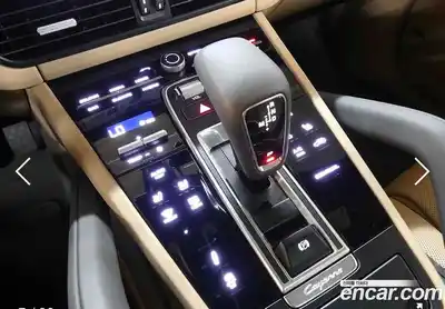 Porsche Cayenne, 2021