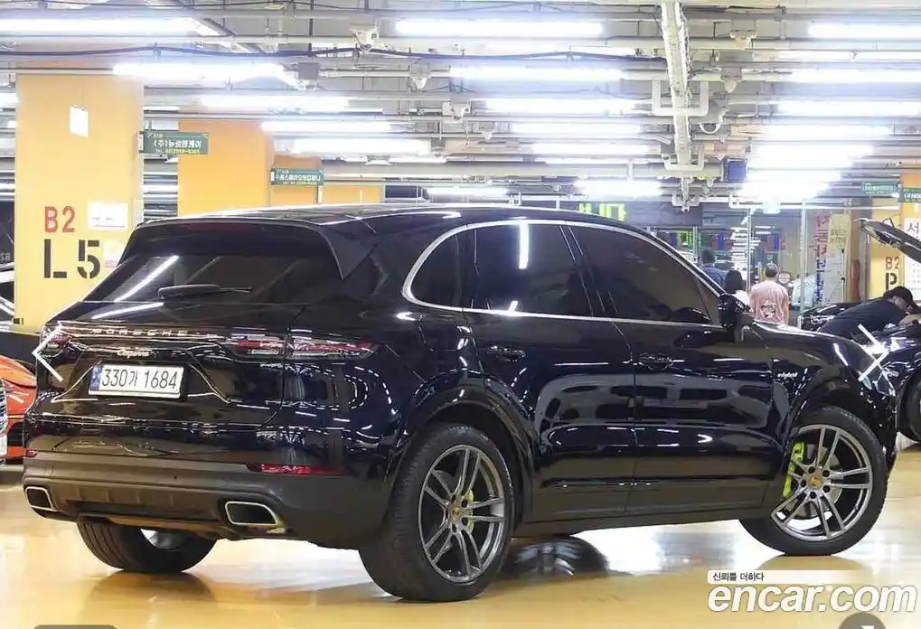 Porsche Cayenne 2021 3.0 Автомат в Москве № 165820, фото 9