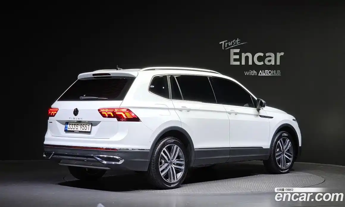 Volkswagen Tiguan 2023 2.0 Автомат в Москве № 168395, фото 8