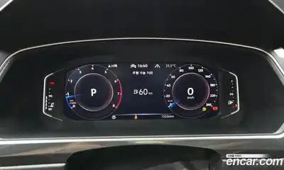 Volkswagen Tiguan 2023 2.0 Автомат в Москве № 168478, миниатюра 4