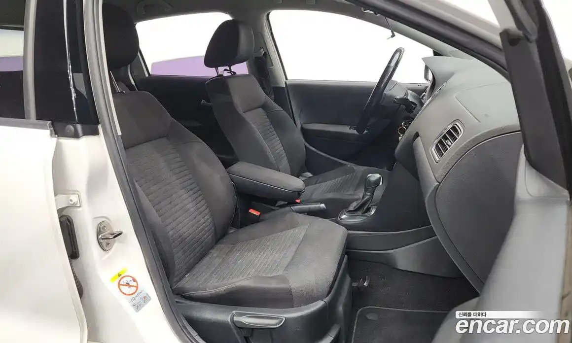 Volkswagen Polo 2014 1.6 Автомат в Москве № 168963, фото 18