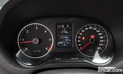 Volkswagen Polo 2014 1.6 Автомат в Москве № 168963, миниатюра 3