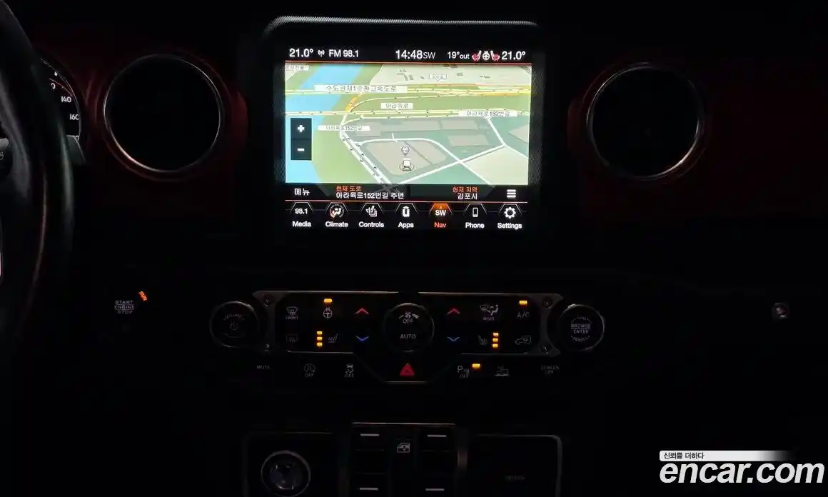 Jeep Gladiator 2022 3.6 Автомат в Москве № 169414, фото 17