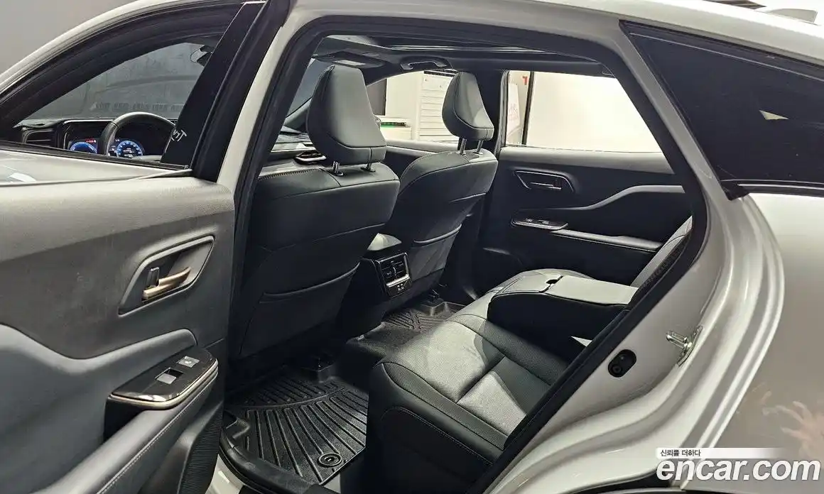 Toyota Crown 2025 2.5 Автомат в Москве № 170202, фото 13