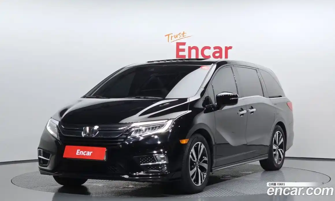 Honda Odyssey 2018 3.5 Автомат в Москве № 170597, фото 14