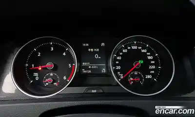 Volkswagen Golf 2016 2.0 Автомат в Москве № 171130, миниатюра 10