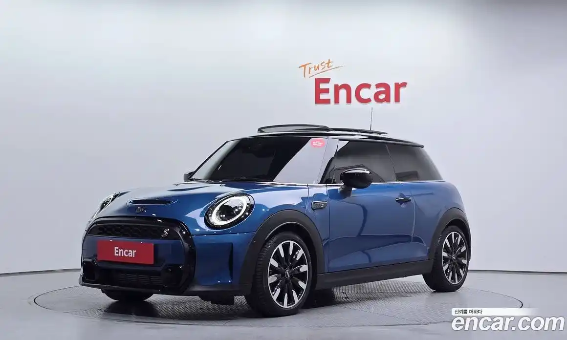 Mini Cooper 2022 2.0 Автомат в Москве № 171317, фото 7