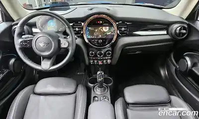 Mini Cooper 2022 2.0 Автомат в Москве № 171317, миниатюра 10