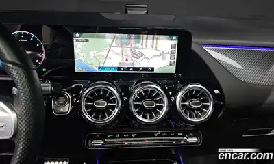 Mercedes-Benz GLA-Class 2023 2.0 Автомат в Москве № 172999, миниатюра 11