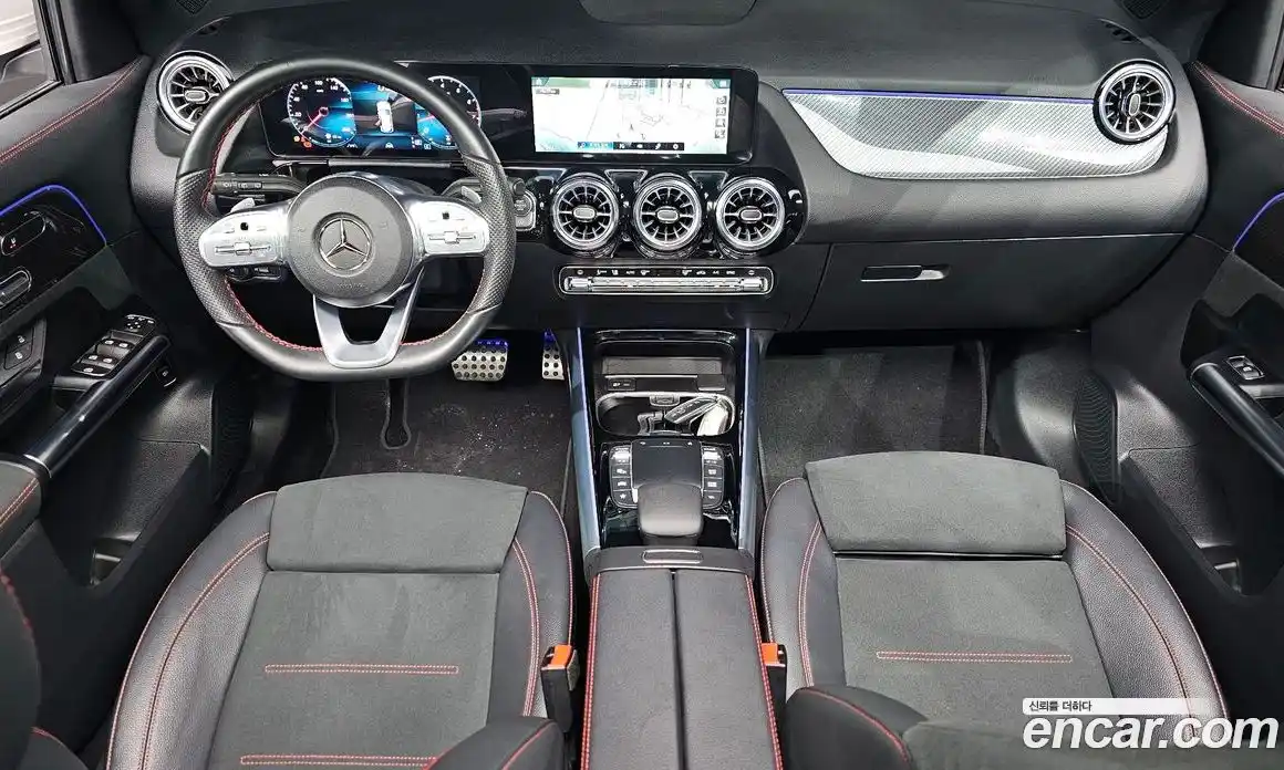 Mercedes-Benz GLA-Class 2023 2.0 Автомат в Москве № 172999, фото 14