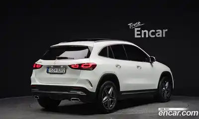 Mercedes-Benz GLA-Class 2023 2.0 Автомат в Москве № 172999, миниатюра 3