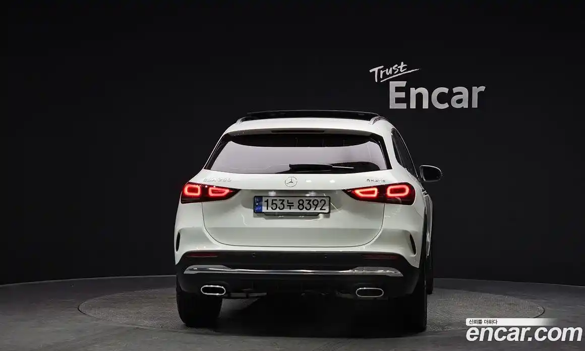 Mercedes-Benz GLA-Class 2023 2.0 Автомат в Москве № 172999, фото 4