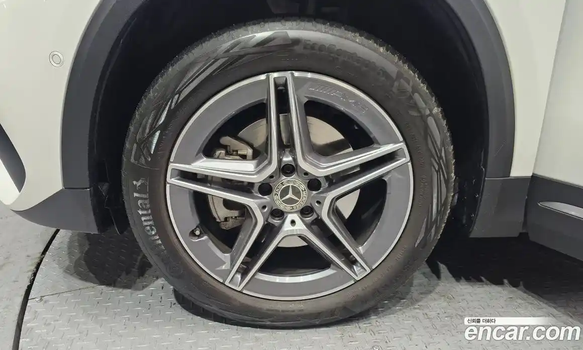 Mercedes-Benz GLA-Class 2023 2.0 Автомат в Москве № 172999, фото 6