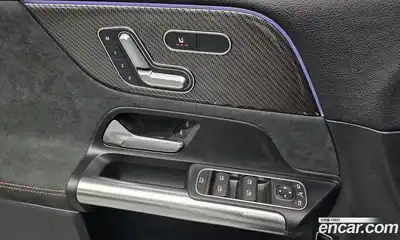 Mercedes-Benz GLA-Class 2023 2.0 Автомат в Москве № 172999, миниатюра 7