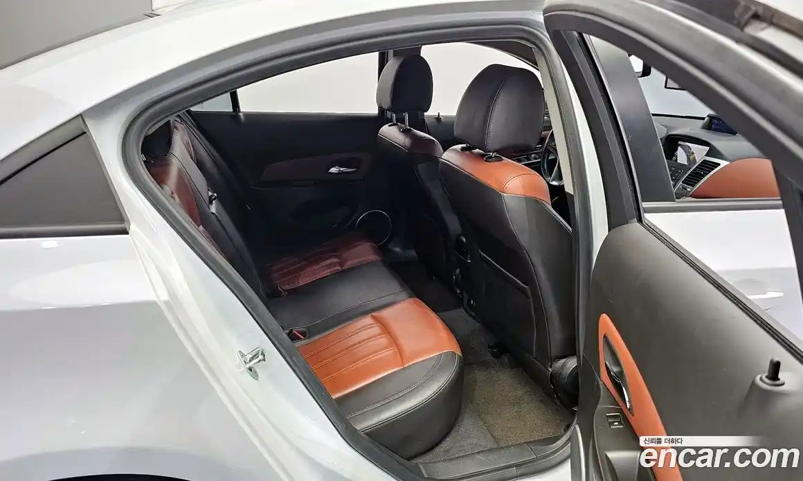 Chevrolet Cruze 2012 1.6 Автомат в Москве № 173034, фото 4