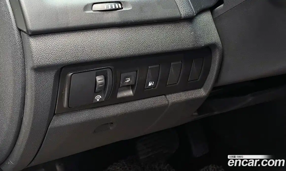 Renault SM3 2012 1.6 Автомат в Москве № 182759, фото 12