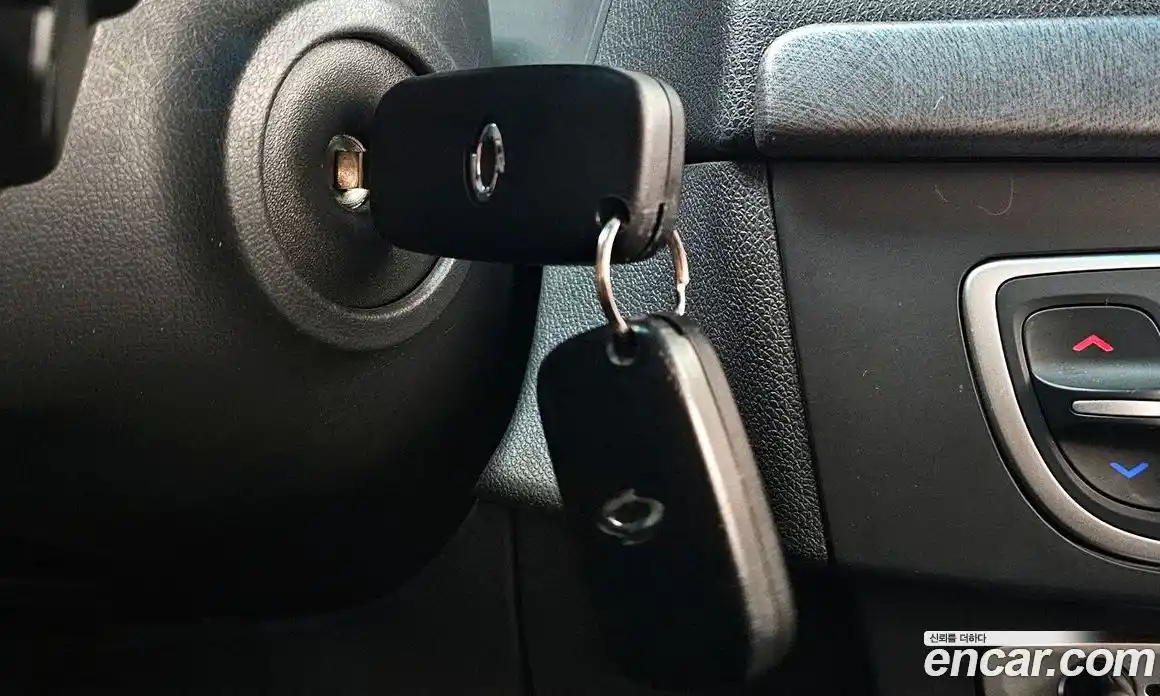 Renault SM3 2012 1.6 Автомат в Москве № 182759, фото 18