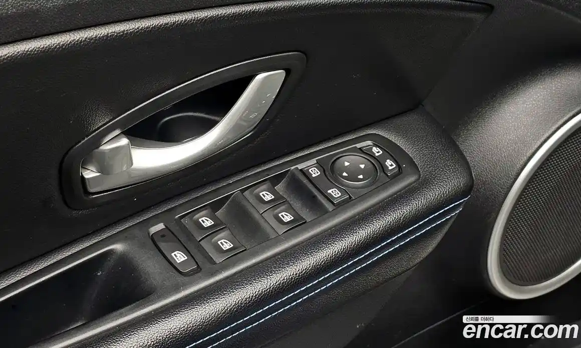 Renault SM3 2012 1.6 Автомат в Москве № 182759, фото 3