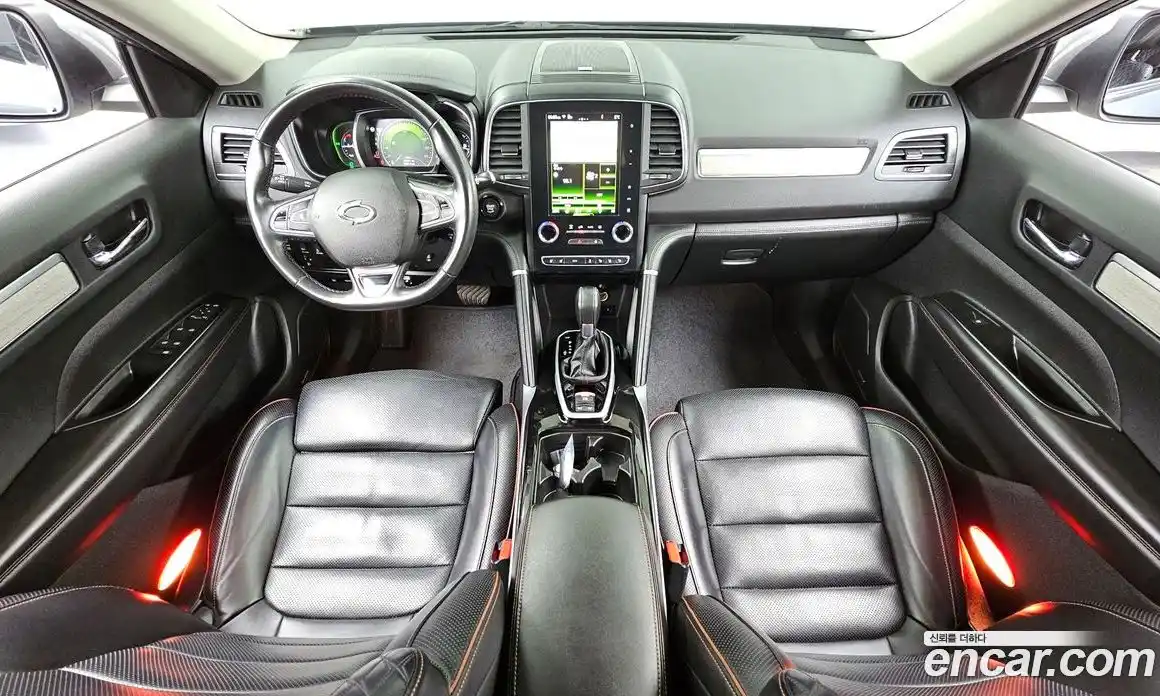 Renault QM6 2022 2.0 Автомат в Москве № 182885, фото 17