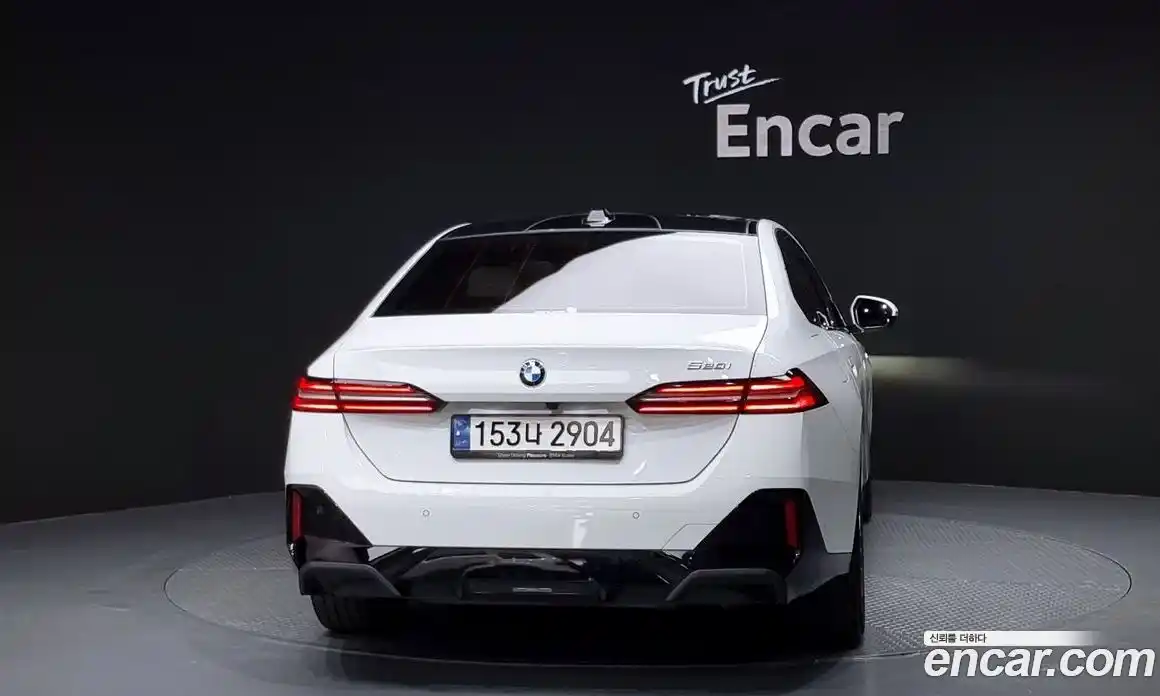 BMW 5-Series 2024 2.0 Автомат в Москве № 189144, фото 14