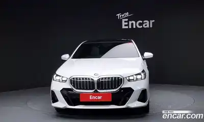 BMW 5-Series 2024 2.0 Автомат в Москве № 189144, миниатюра 3