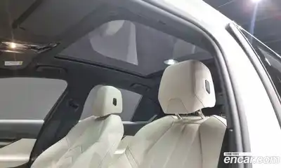 BMW 5-Series 2024 2.0 Автомат в Москве № 189144, миниатюра 4