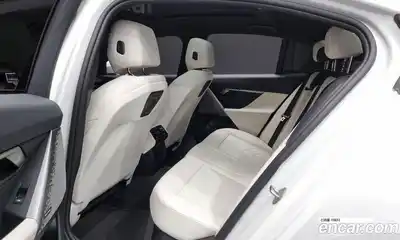 BMW 5-Series 2024 2.0 Автомат в Москве № 189144, миниатюра 6