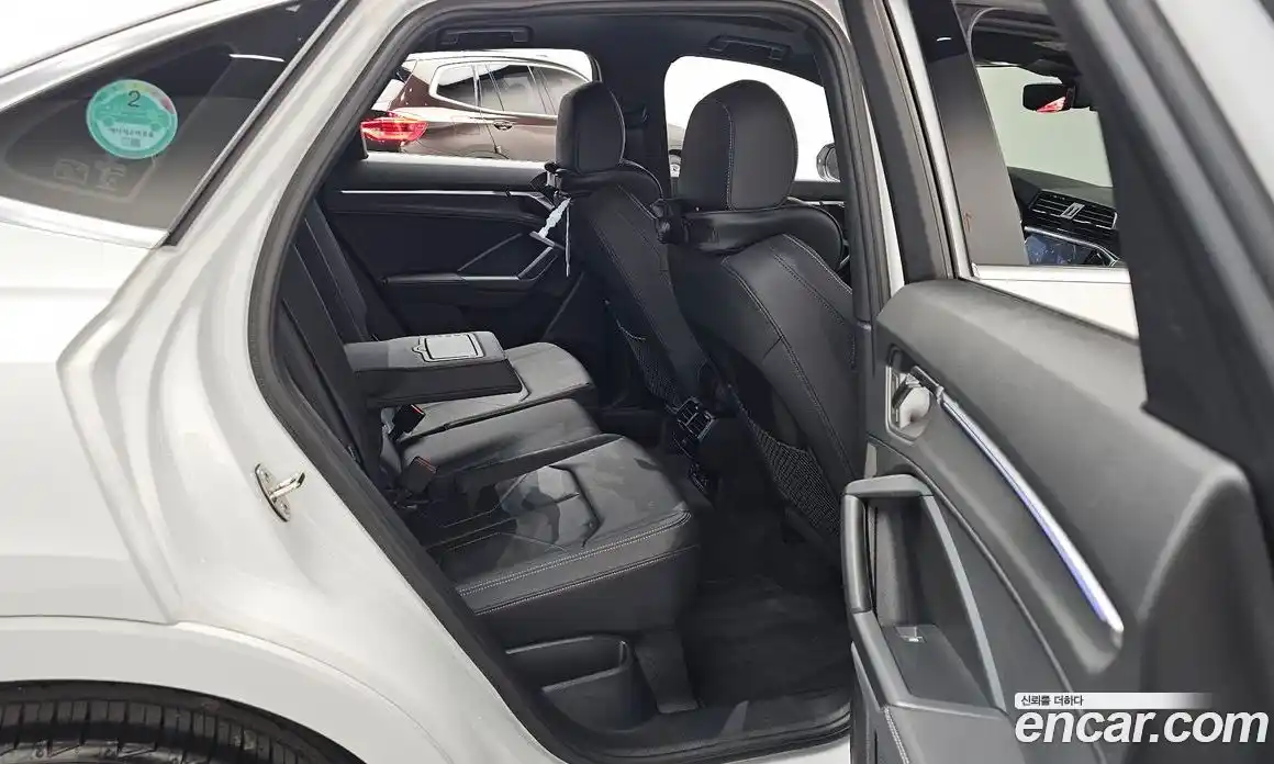 Audi Q3 2023 2.0 Автомат в Москве № 192174, фото 19