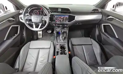 Audi Q3 2023 2.0 Автомат в Москве № 192174, миниатюра 2