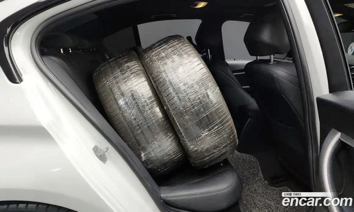 BMW 3-Series 2018 2.0 Автомат в Москве № 192994, фото 4