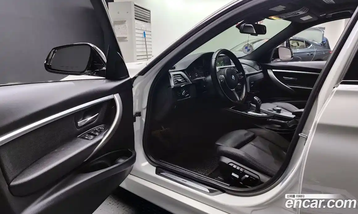 BMW 3-Series 2018 2.0 Автомат в Москве № 192994, фото 5