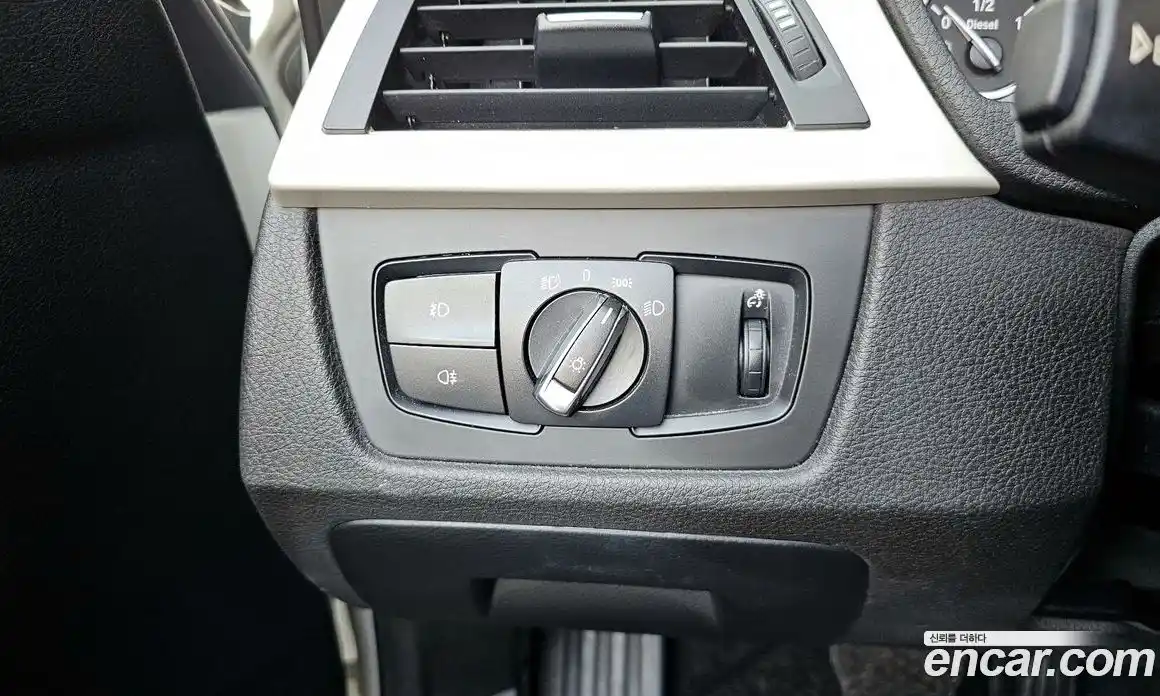 BMW 3-Series 2015 2.0 Автомат в Москве № 193101, фото 16