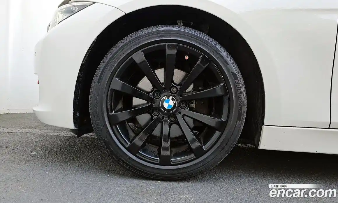 BMW 3-Series 2015 2.0 Автомат в Москве № 193101, фото 9