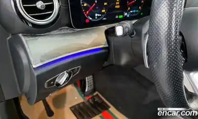 Mercedes-Benz E-Class 2021 2.0 Автомат в Москве № 193839, миниатюра 2