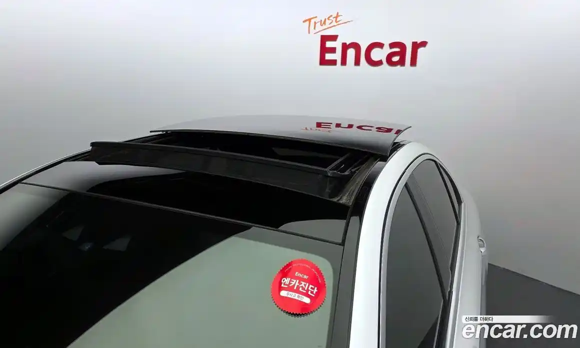 Mercedes-Benz E-Class 2021 2.0 Автомат в Москве № 193839, фото 9