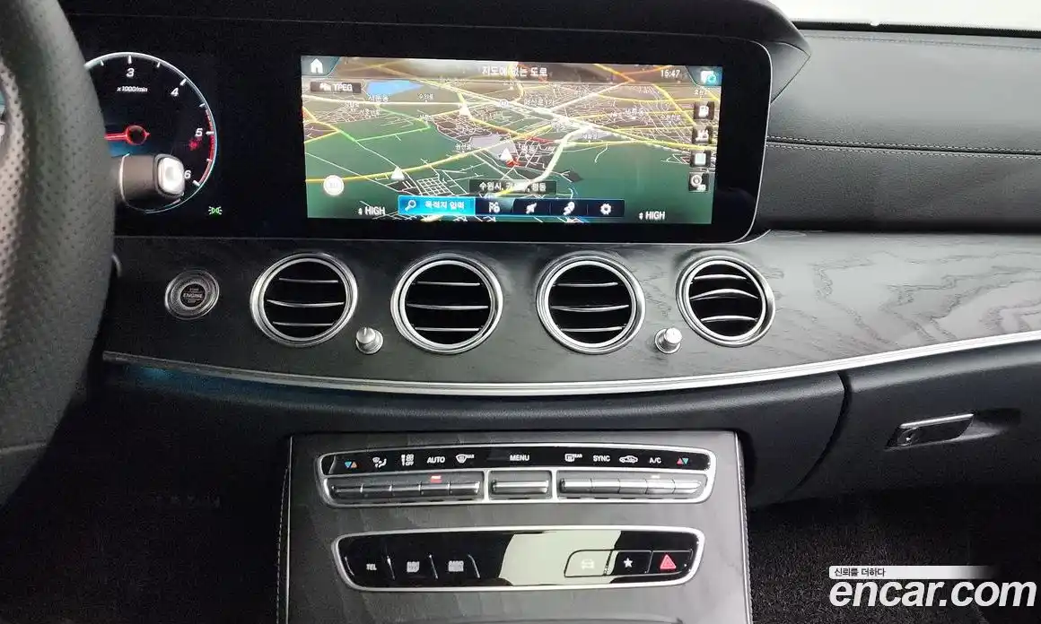 Mercedes-Benz E-Class 2022 1.9 Автомат в Москве № 194481, фото 16