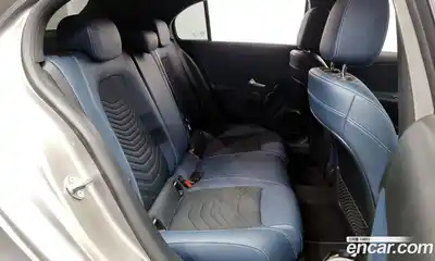 Mercedes-Benz A-Class 2019 2.0 Автомат в Москве № 194556, миниатюра 9