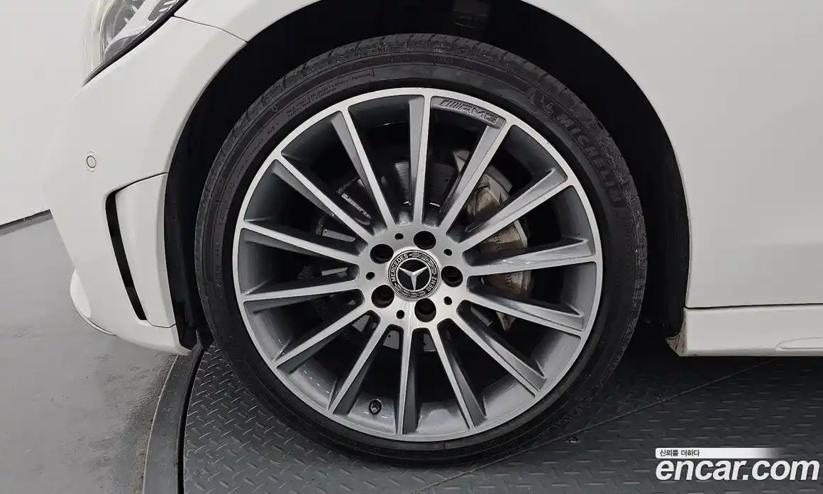 Mercedes-Benz C-Class 2019 1.9 Автомат в Москве № 195281, фото 13