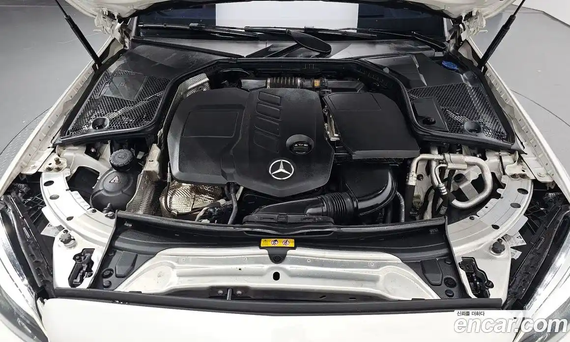 Mercedes-Benz C-Class 2019 1.9 Автомат в Москве № 195281, фото 10